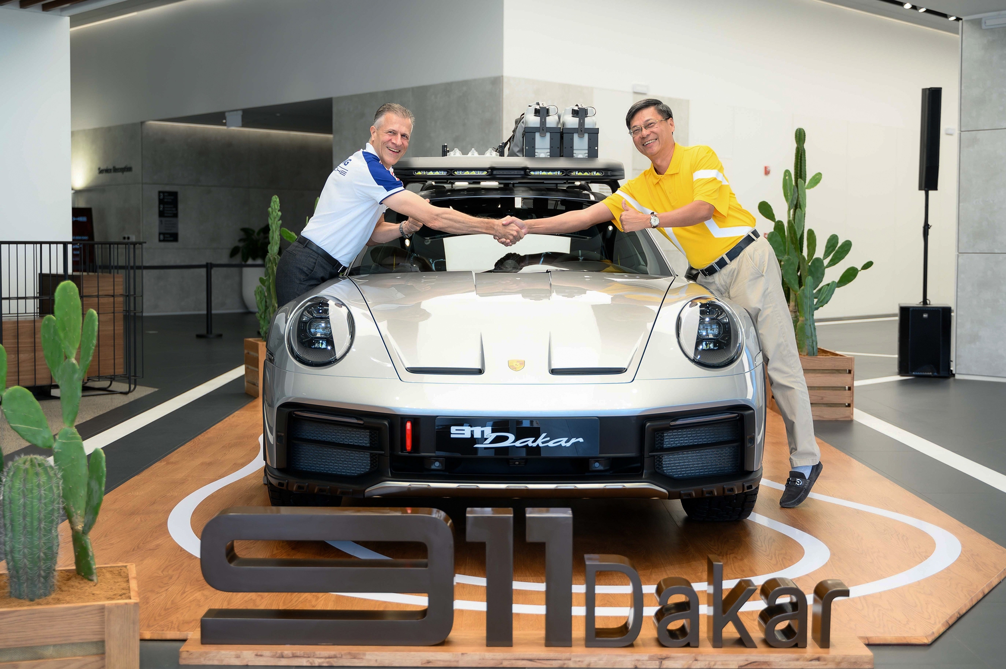 Porsche 911 Dakar ra mắt tại Việt Nam, giá khởi điểm hơn 15 tỷ đồng