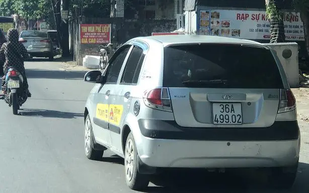 Nhức nhối nạn taxi dù ở Nghệ An: &quot;Đã nhiều lần kiến nghị lên UBND tỉnh&quot; - Ảnh 3.
