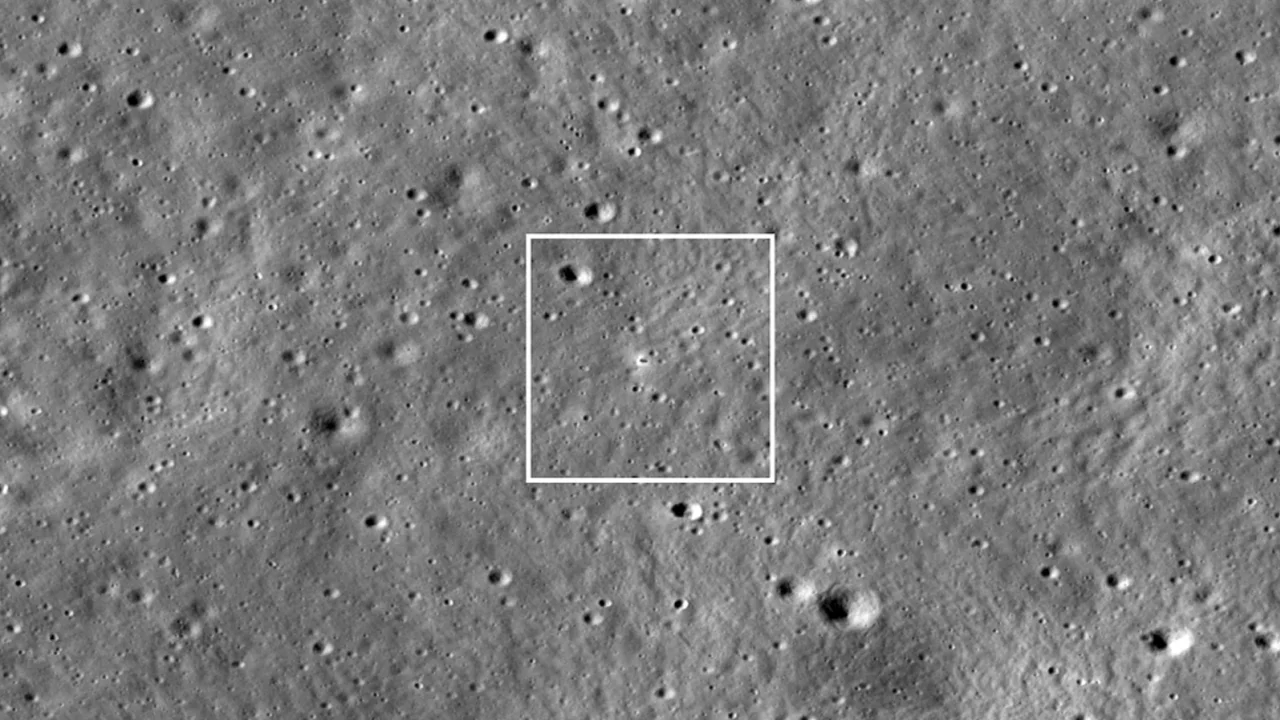 Tàu Ấn Độ bắt tín hiệu không tưởng dưới Mặt trăng: NASA từng tiết lộ gì? - Ảnh 1.