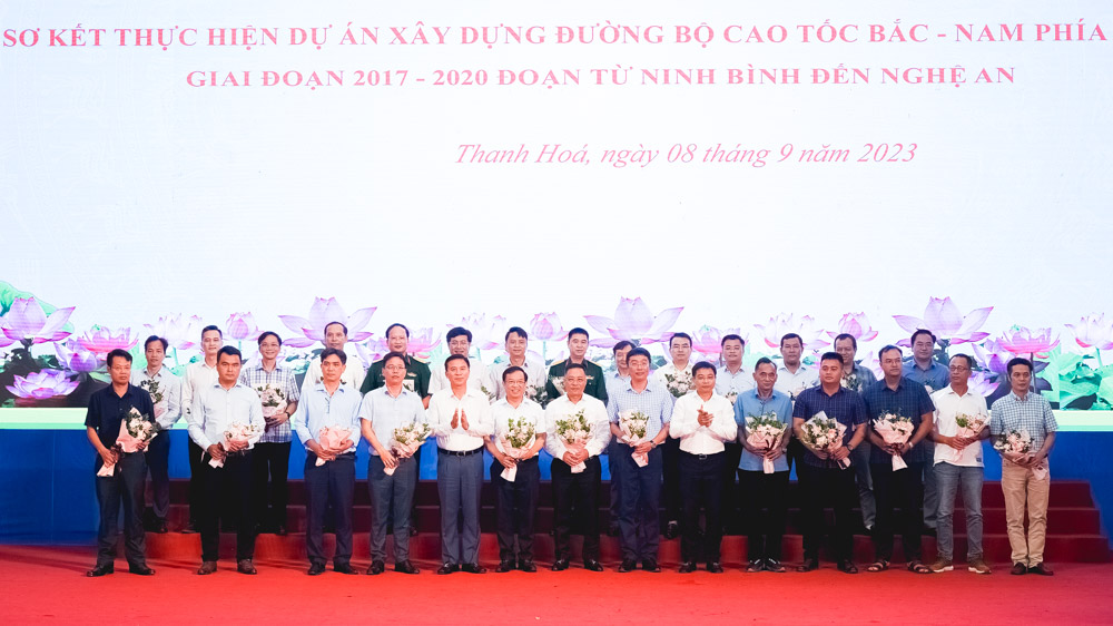 Bộ trưởng Nguyễn Văn Thắng: 6 bài học từ làm cao tốc Ninh Bình đến Nghệ An - Ảnh 6.