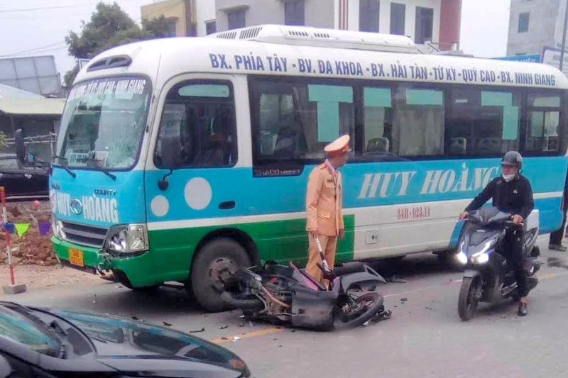 Hiện trường vụ tai nạn - Ảnh: Báo Hải Dương. Hiện trường vụ tai nạn - Ảnh: Báo Hải Dương.
