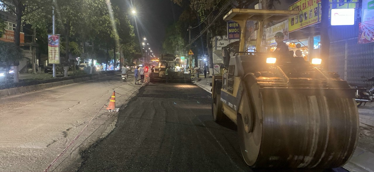 Những công trường sáng đèn nhộn nhịp thi công xuyên đêm w88 thừa ở Đồng Nai- Ảnh 21.