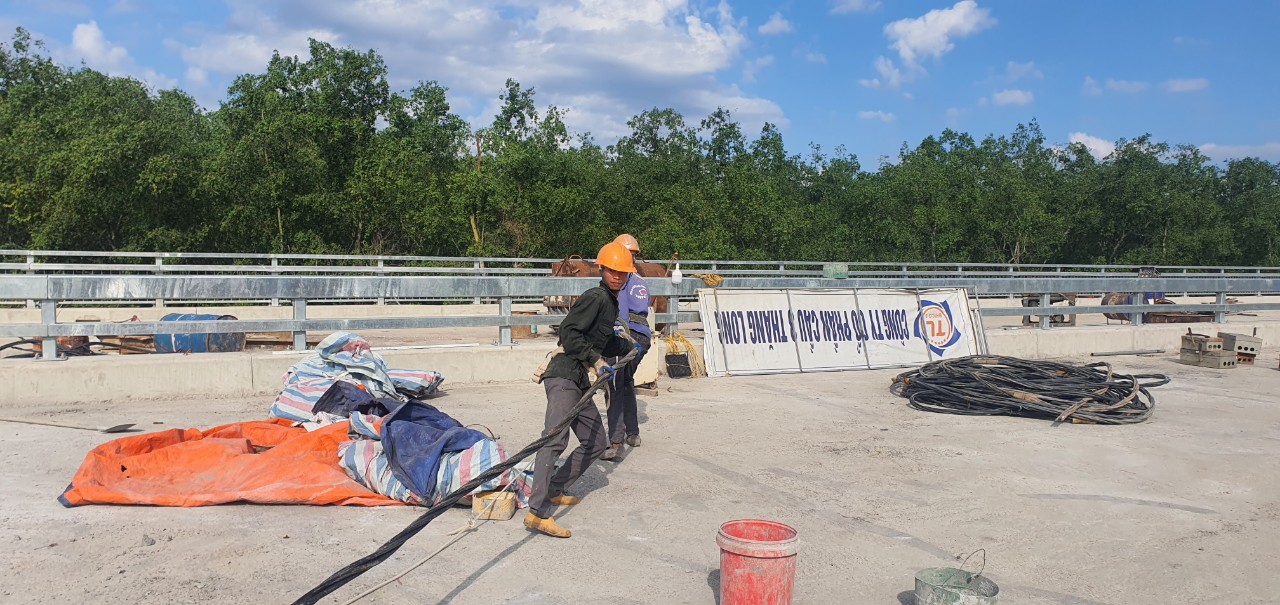 Xuyên tết trên công trường thi công cầu Bến Rừng nối Hải Phòng - Quảng Ninh- Ảnh 3.