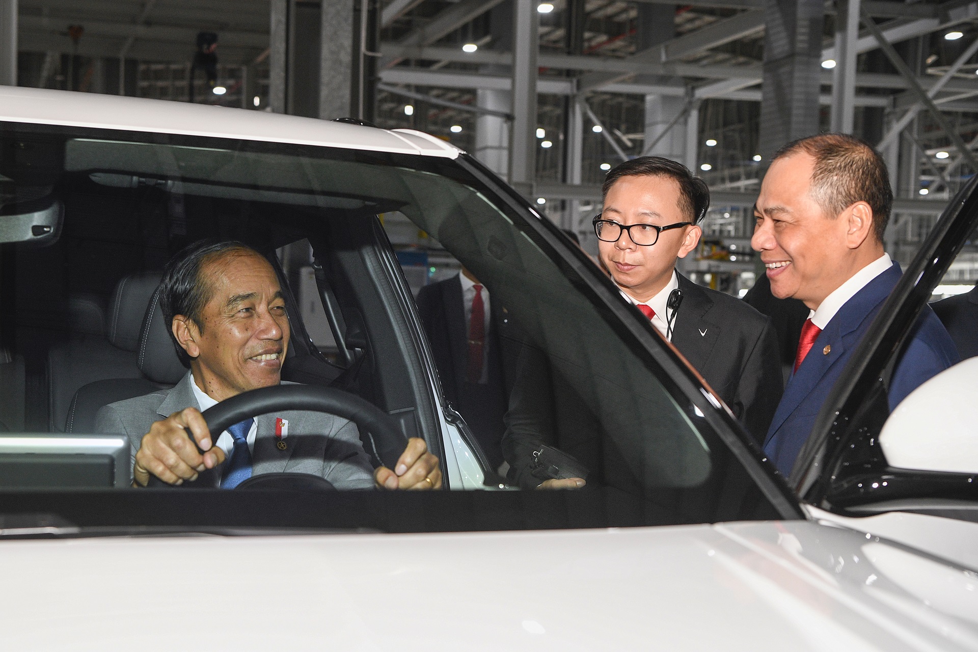 Tổng thống Indonesia thăm nhà máy ô tô VinFast- Ảnh 2.