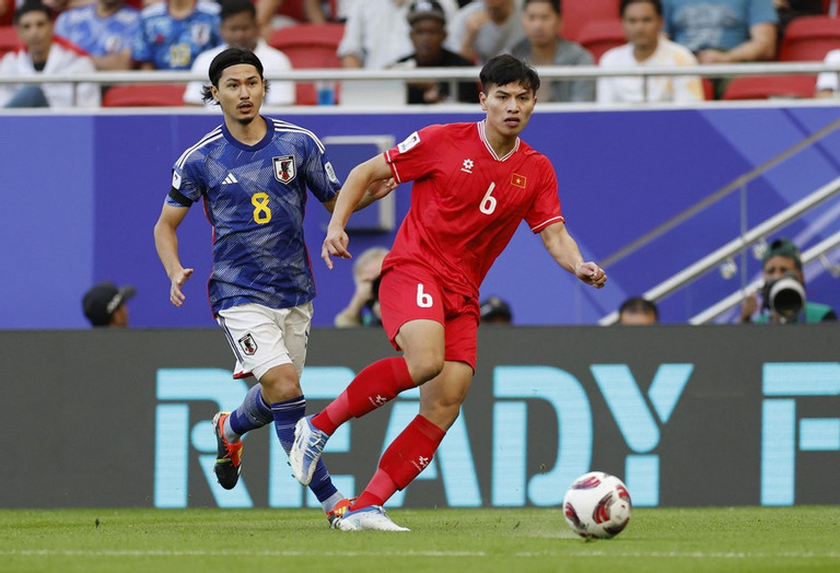 Báo Thái Lan choáng váng vì màn trình diễn của tuyển Việt Nam trước Nhật Bản- Ảnh 1.
