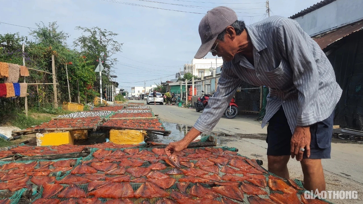 Làng khô xứ biển nổi tiếng ở Bạc Liêu tất bật vào vụ Tết- Ảnh 1.