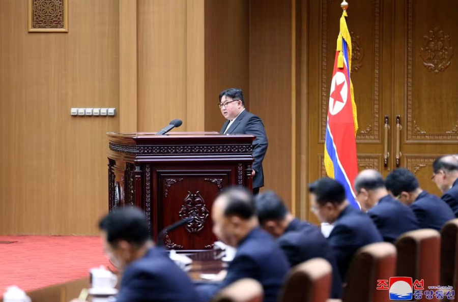 Lãnh đạo Triều Tiên kêu gọi sửa đổi hiến pháp, coi Hàn Quốc là quốc gia thù địch số 1- Ảnh 1.