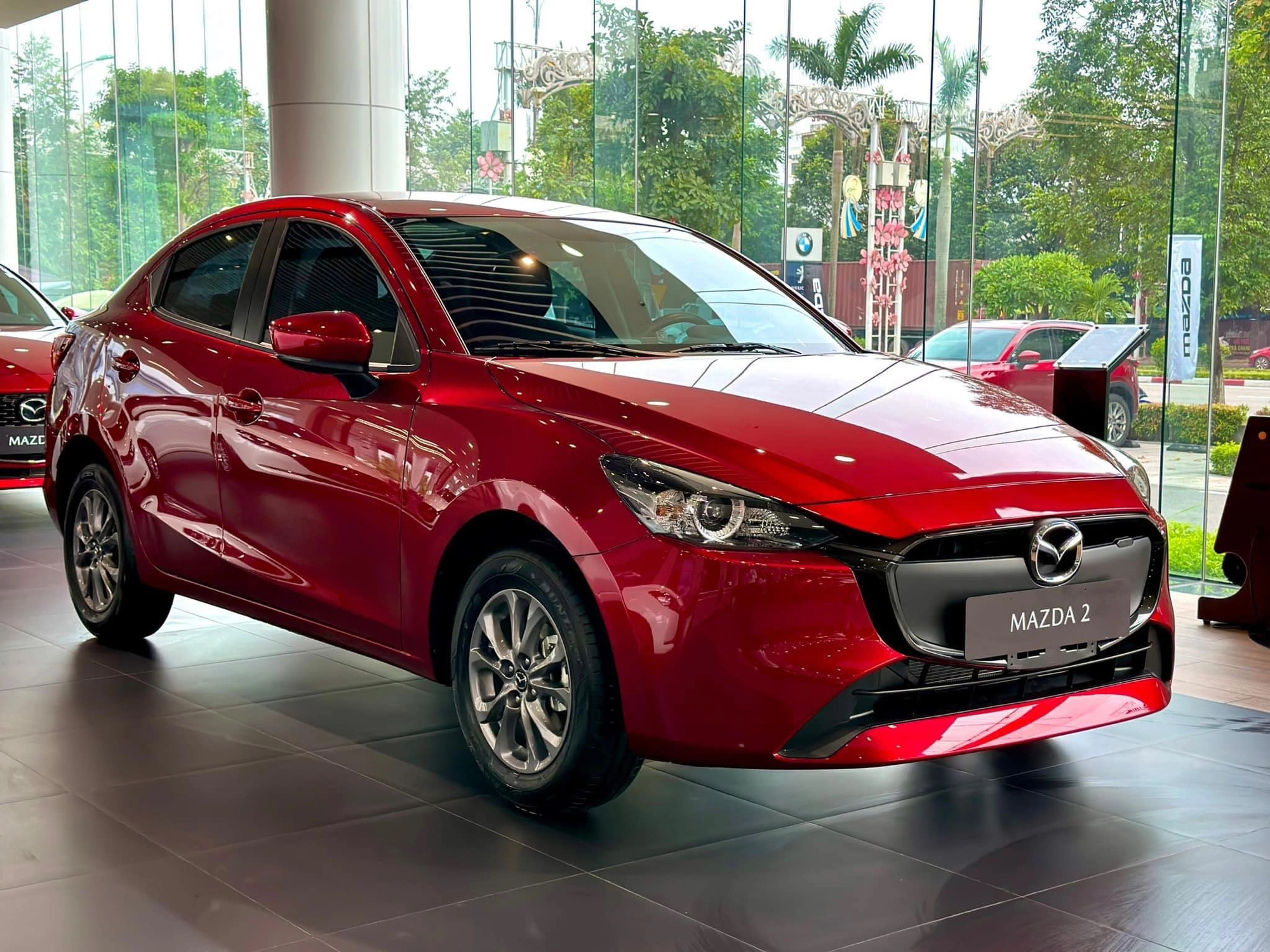 Top 10 mẫu ô tô tầm giá 600 triệu đồng ăn khách nhất Việt Nam- Ảnh 9.