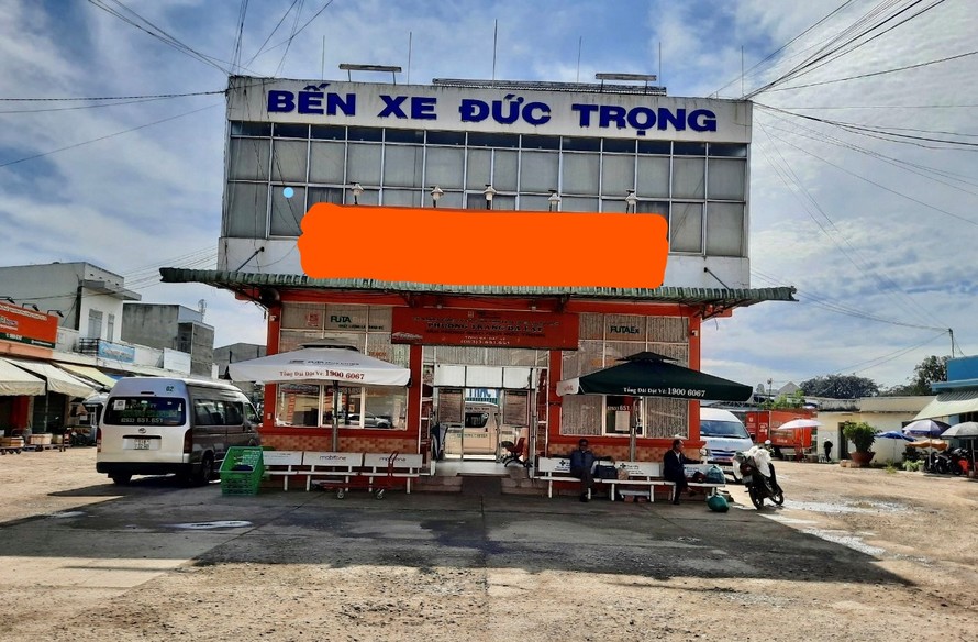 Lâm Đồng đưa vào khai thác bến xe khách tạm thay thế bến xe Đức Trọng- Ảnh 1.