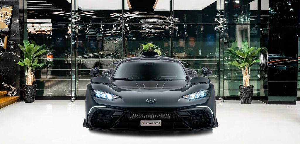 Siêu xe Mercedes-AMG One đầu tiên được rao bán- Ảnh 1.