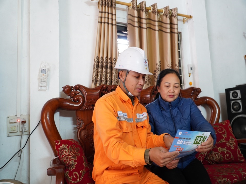 Điện lực Quảng Ninh chủ động đảm bảo cấp điện phục vụ phát triển kinh tế - xã hội- Ảnh 2.