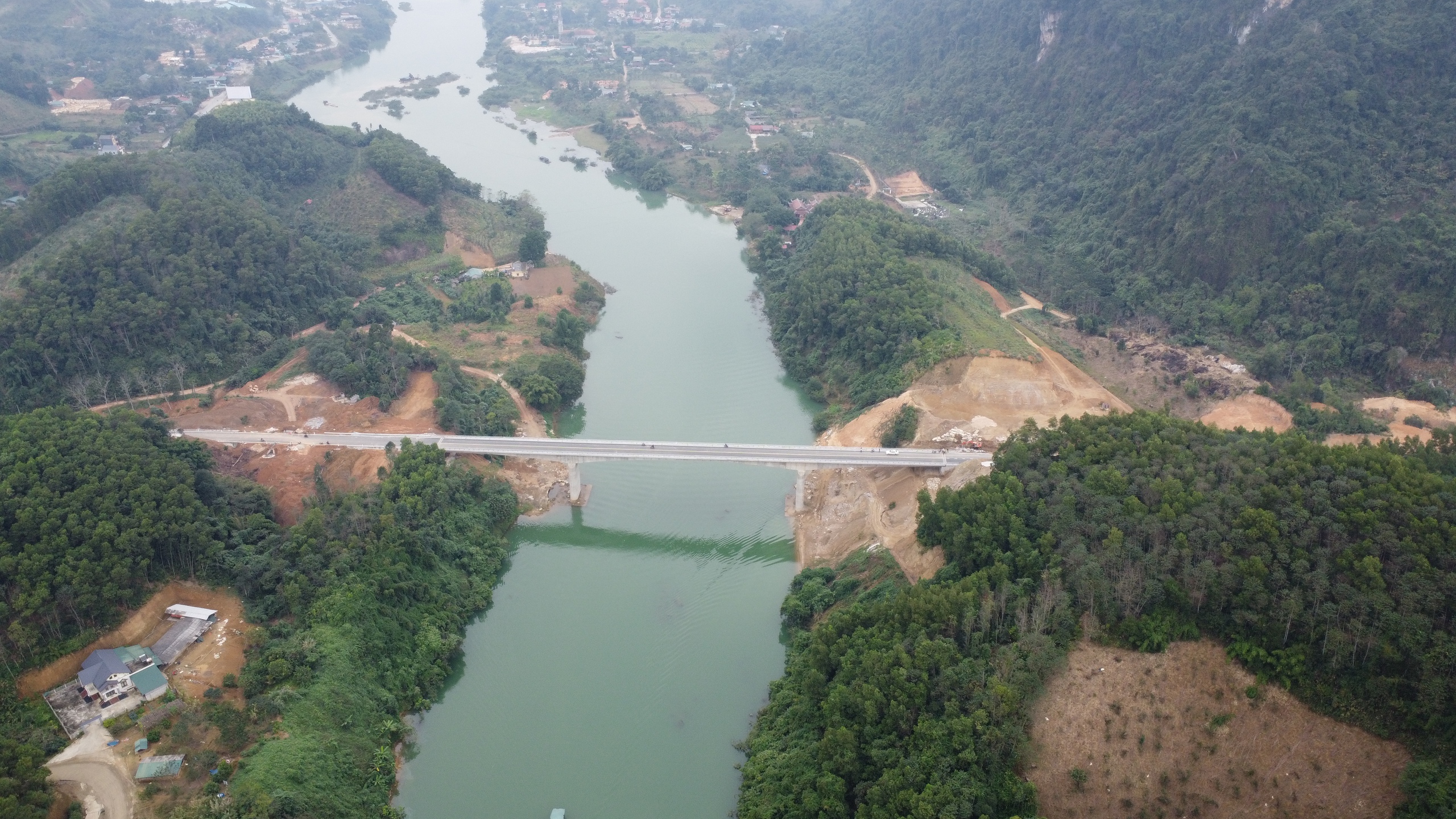 Tuyên Quang khánh thành cây cầu thứ 9 bắc qua sông Lô- Ảnh 6.