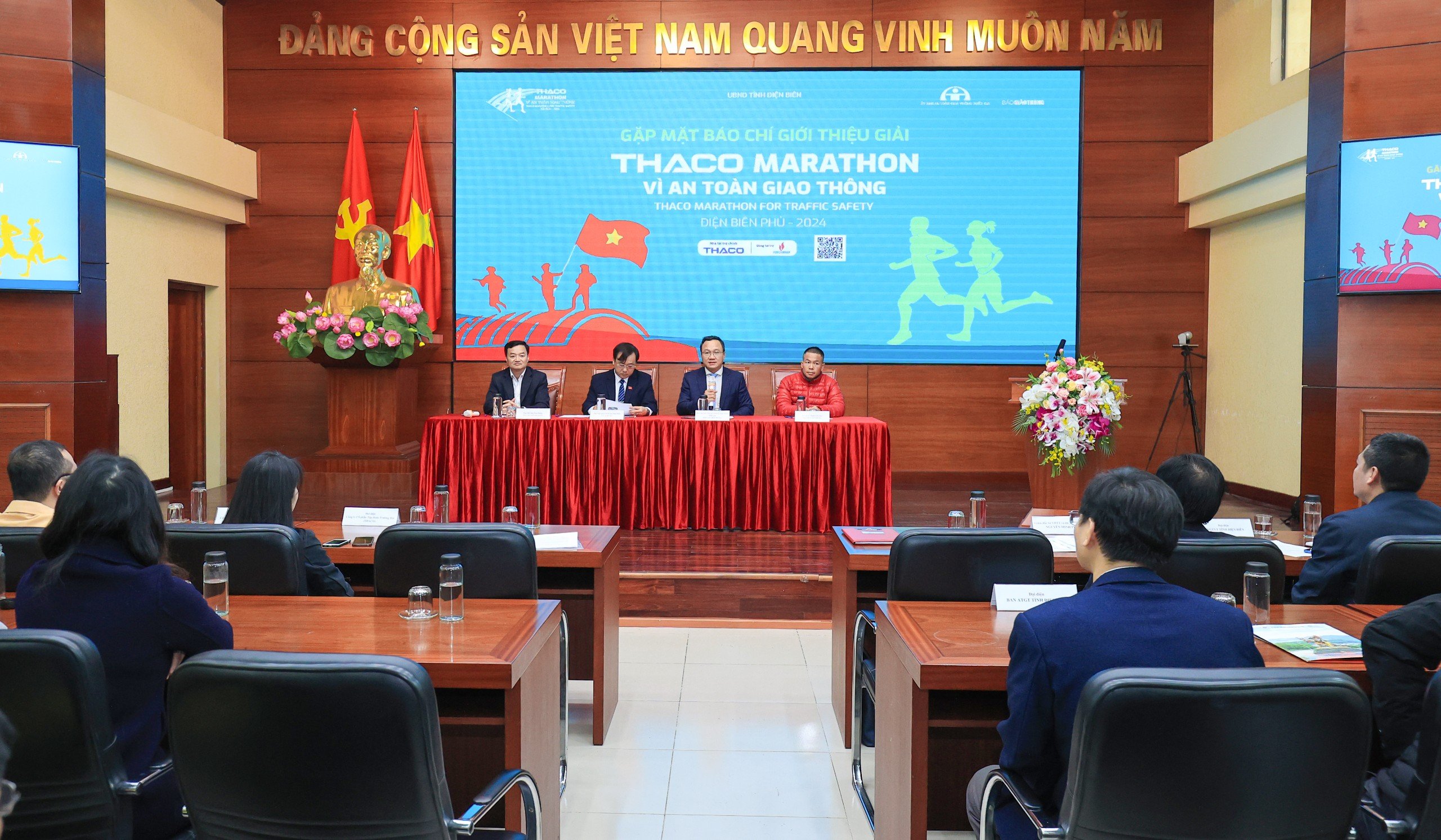 THACO Marathon vì An toàn giao thông-Điện Biên Phủ 2024 là giải chạy ý nghĩa nhất năm- Ảnh 4.