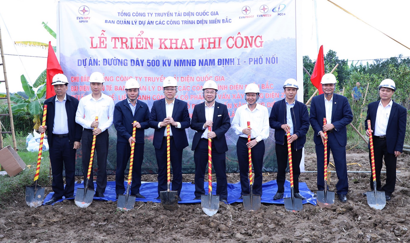 Đồng loạt thi công các dự án đường dây 500kV mạch 3 từ Quảng Trạch tới Phố Nối- Ảnh 1.