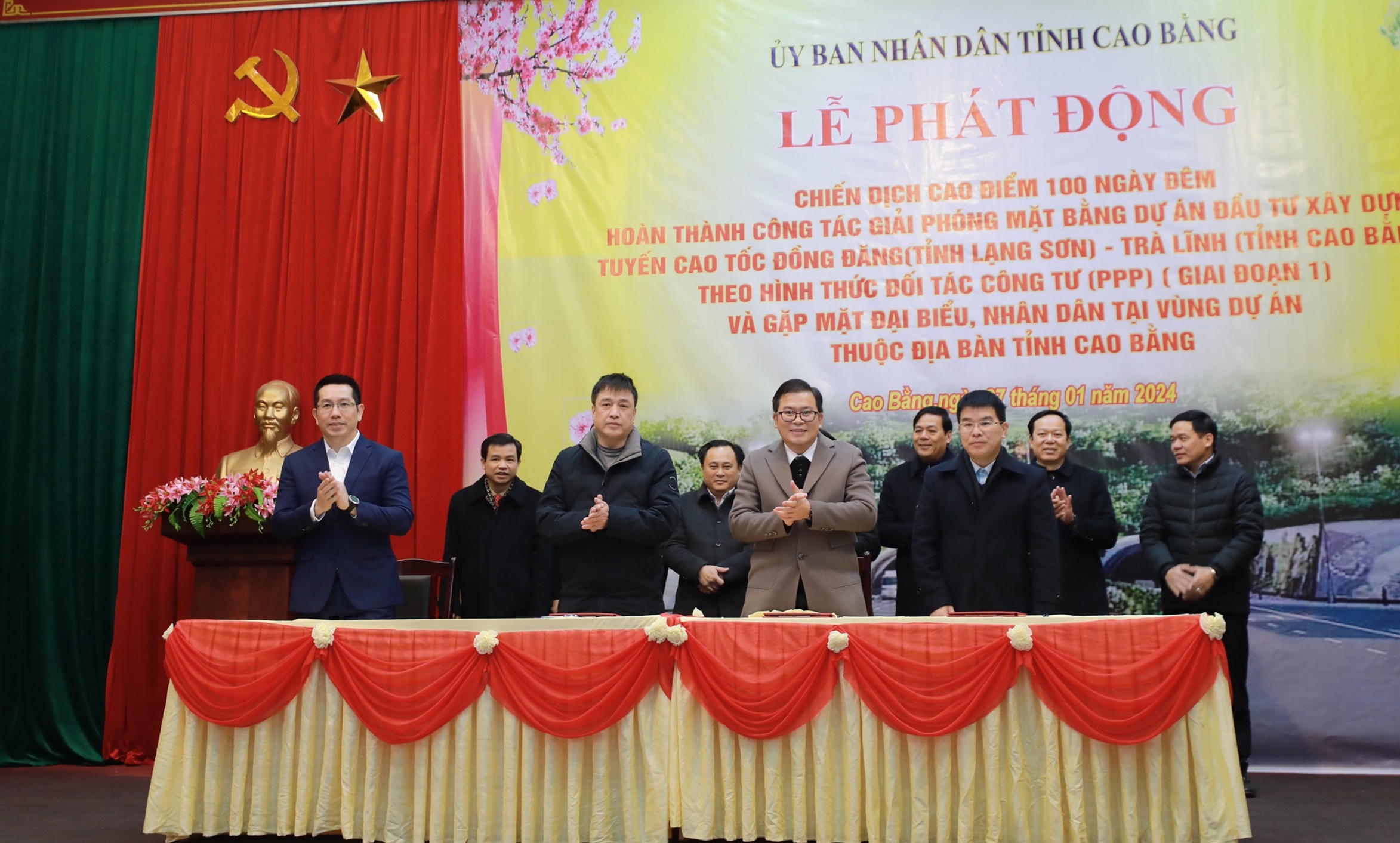 Chiến dịch 100 ngày đêm hoàn thành GPMB dự án cao tốc Đồng Đăng - Trà Lĩnh- Ảnh 3.