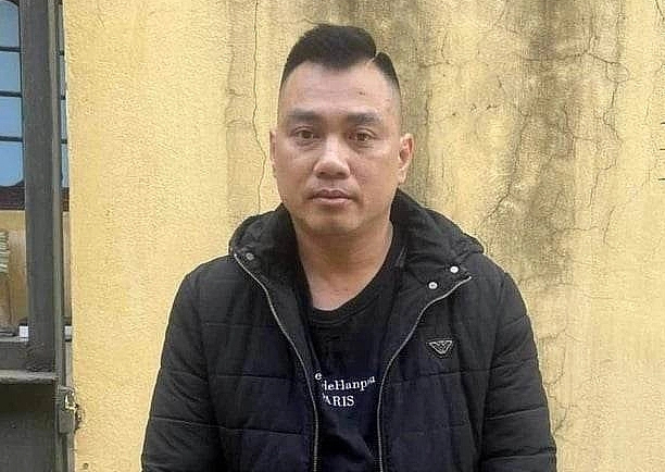 Khởi tố tài xế đâm xe CSGT Bắc Giang để trốn kiểm tra nồng độ cồn- Ảnh 1.