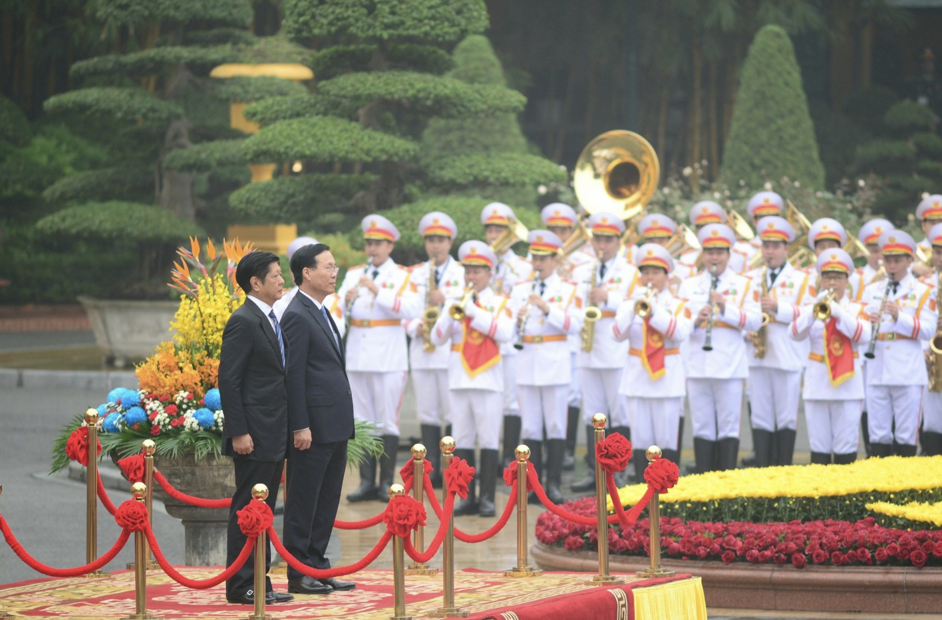 Việt Nam bắn 21 phát đại bác chào mừng Tổng thống Philippines lần đầu thăm Việt Nam- Ảnh 3.