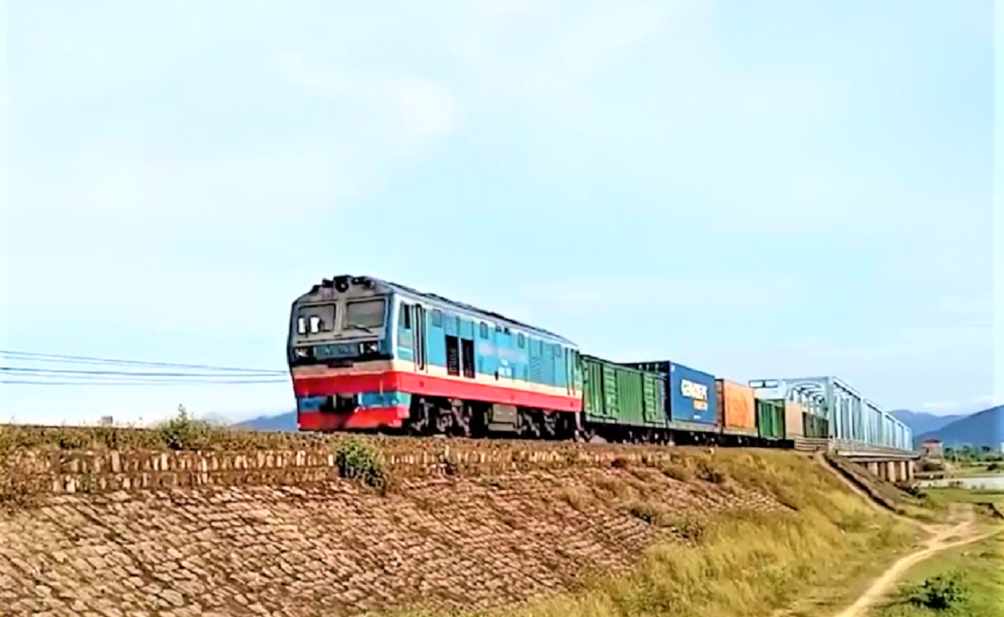 Duyệt kế hoạch 2023-2025 TCT Đường sắt VN, lãi hơn 320 tỷ đồng- Ảnh 1.