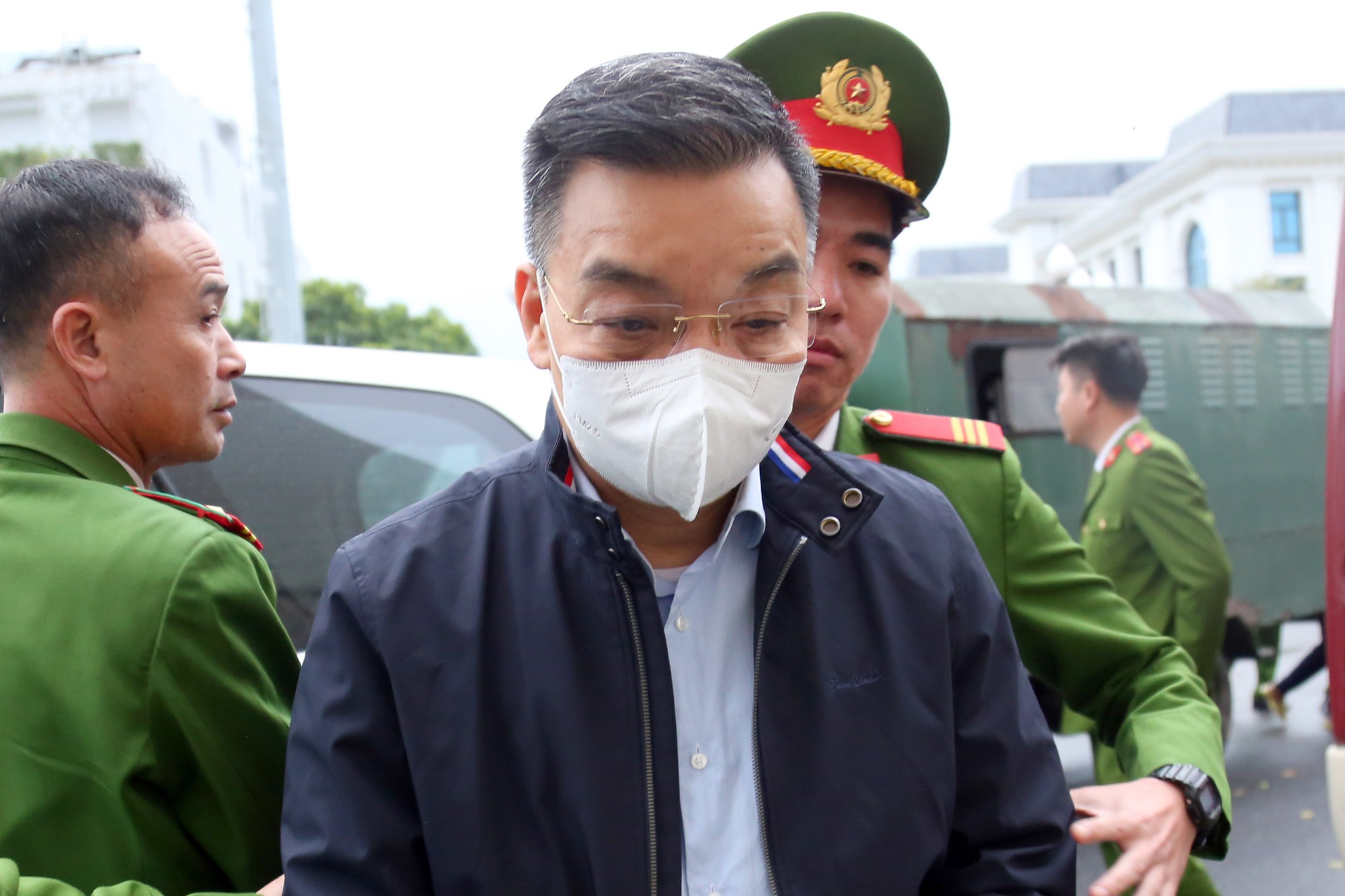 Ông Nguyễn Thanh Long lĩnh 18 năm tù, Chu Ngọc Anh 3 năm tù- Ảnh 1.