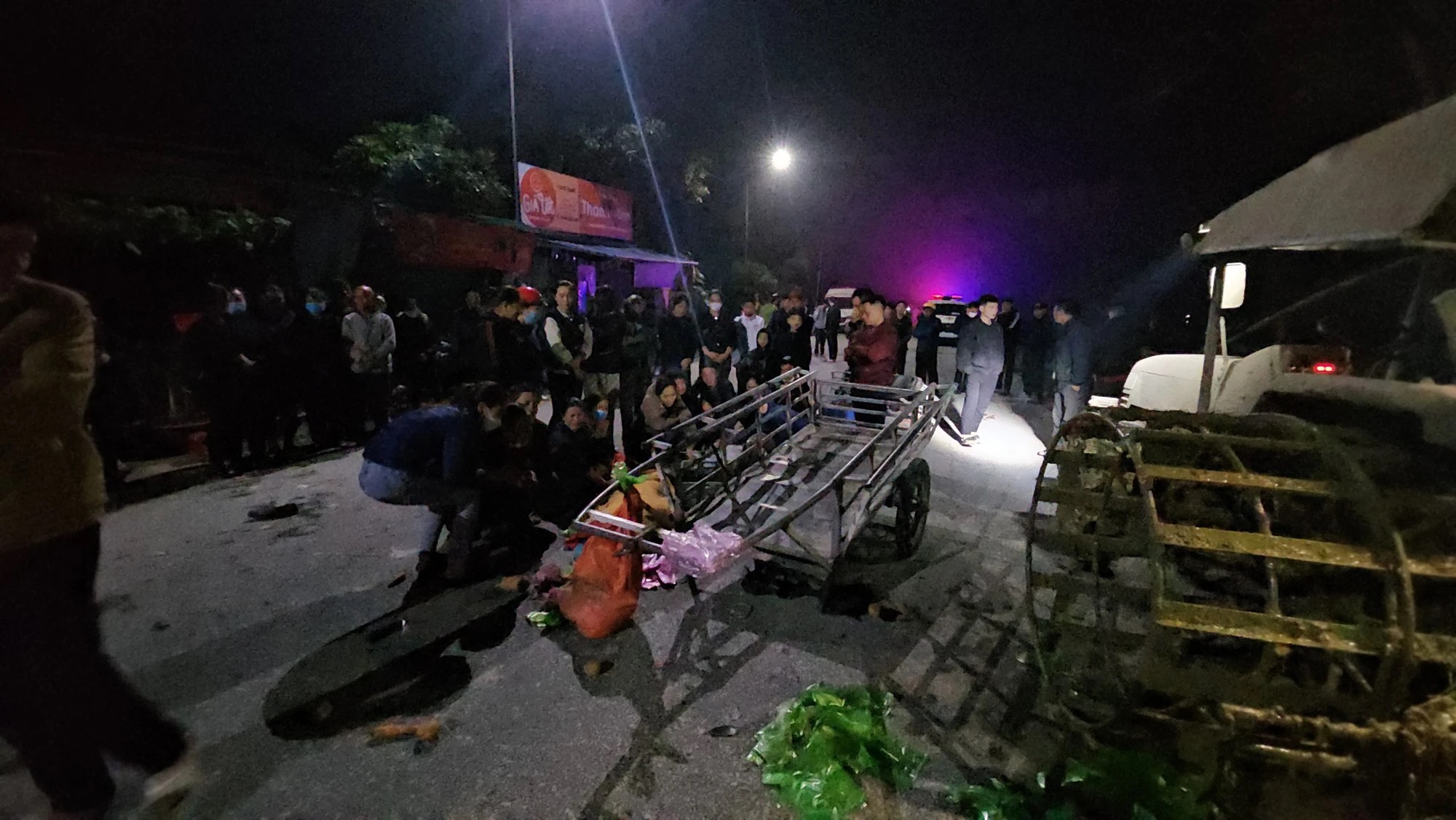 Vụ tai nạn 2 vợ chồng tử vong ở Nghệ An: Làm rõ nghi vấn xe khách chạy sai lộ trình- Ảnh 2.