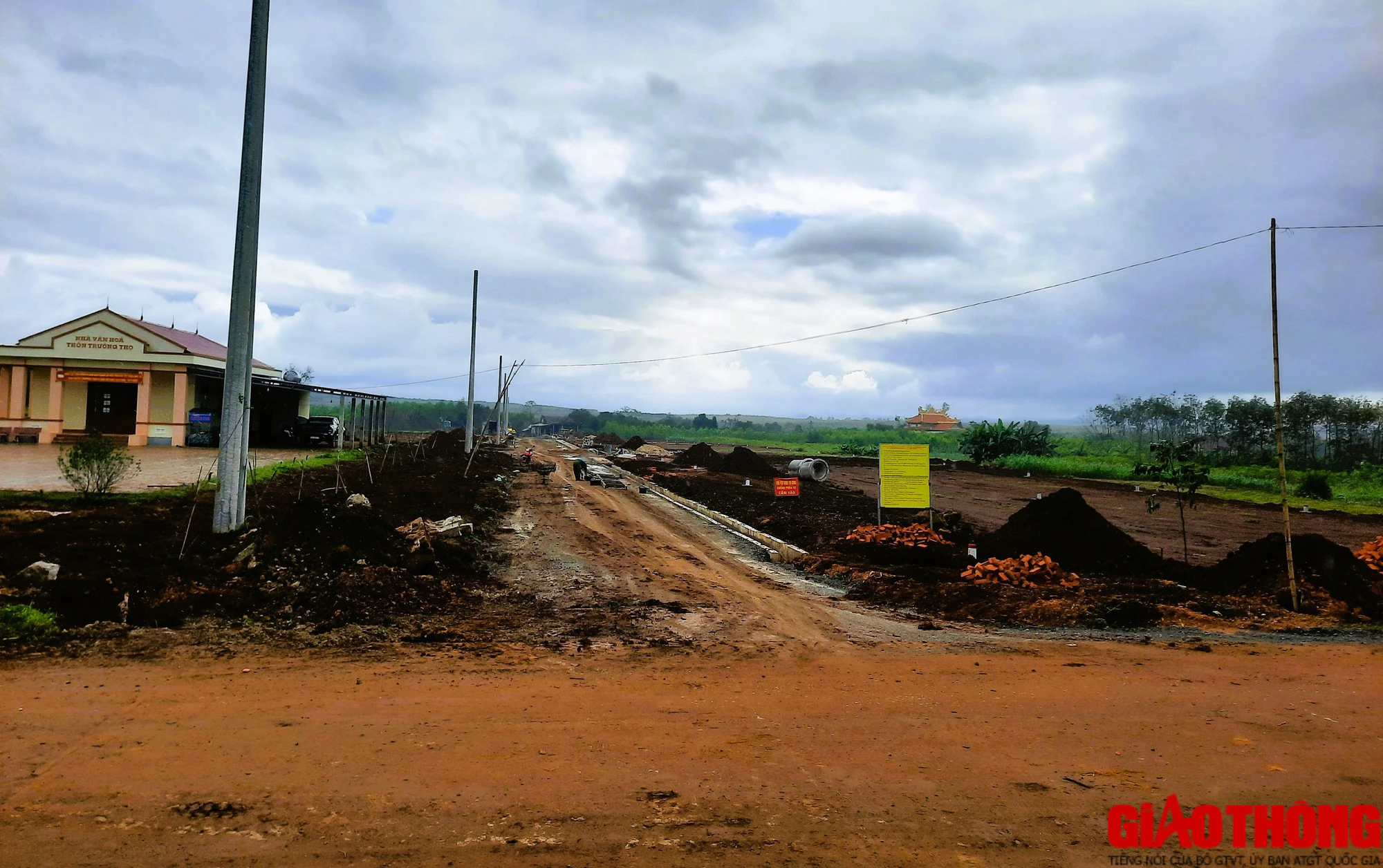 Quảng Trị: Đẩy tiến độ xây dựng các khu tái định cư cao tốc Vạn Ninh - Cam Lộ- Ảnh 6.