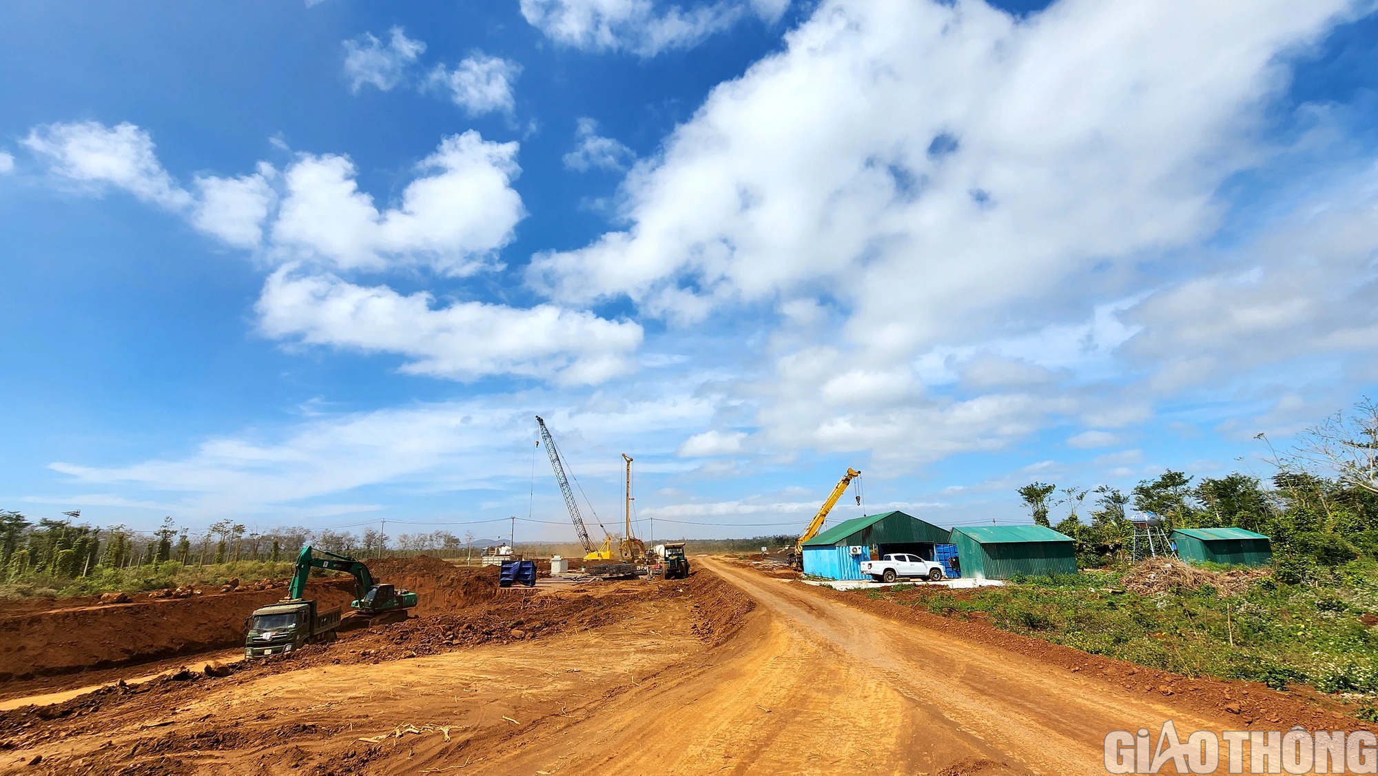 Chủ động nguồn vật liệu phục vụ dự án cao tốc Khánh Hòa - Buôn Ma Thuột- Ảnh 1.