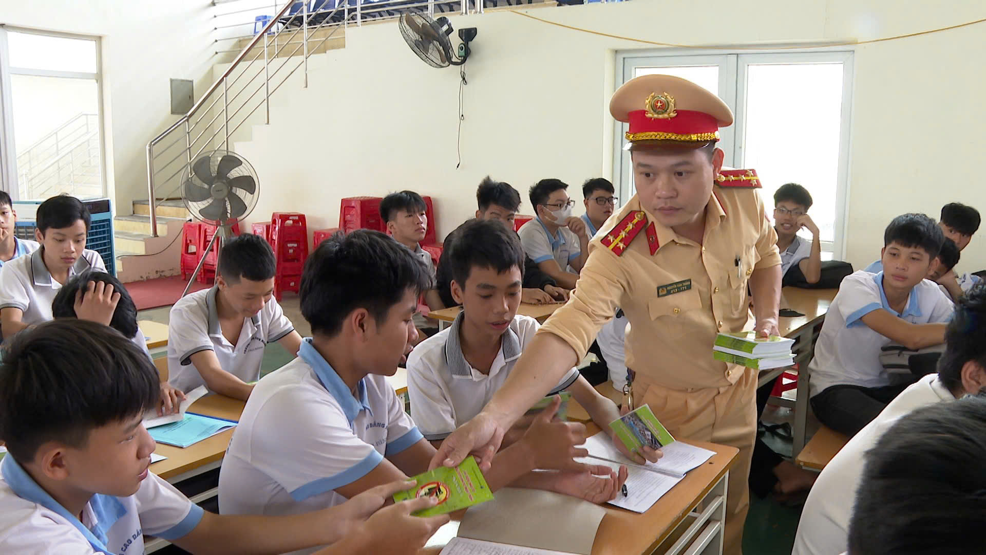 Thái Bình "phủ sóng" ATGT các trường từ đầu năm học- Ảnh 2.