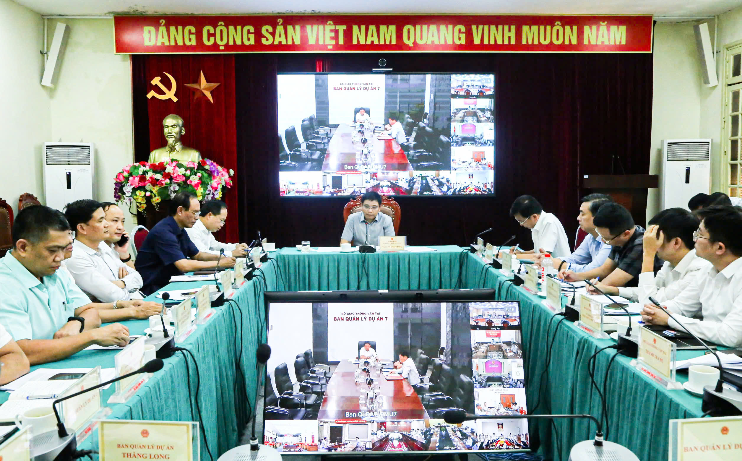 Bộ trưởng GTVT: Chia sẻ trách nhiệm, hoàn thành 3.000km cao tốc vào năm 2025- Ảnh 1. Bộ trưởng GTVT: Chia sẻ trách nhiệm, hoàn thành 3.000km w88 apk tốc vào năm 2025- Ảnh 1.