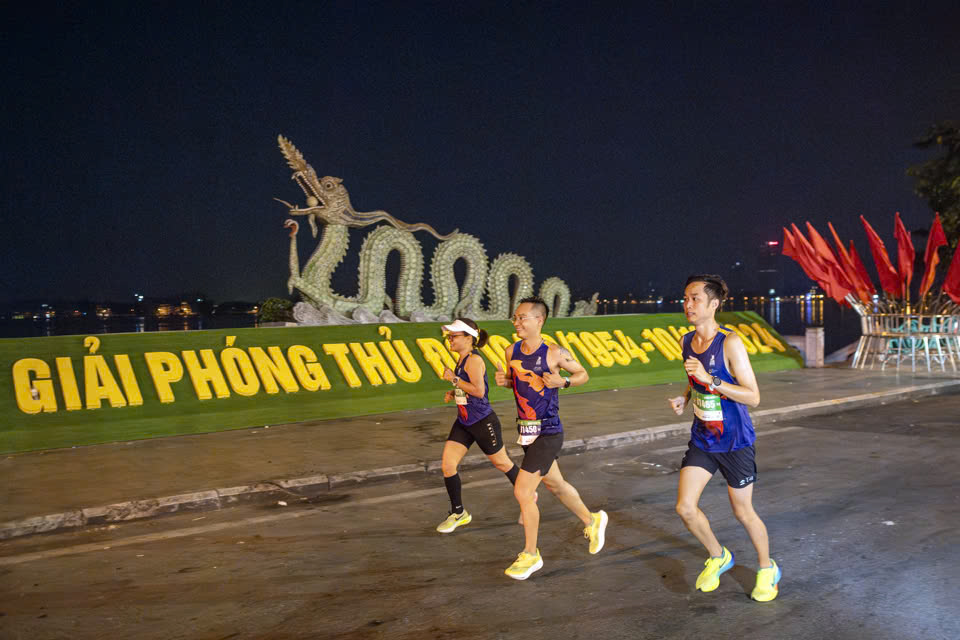 Nhà vô địch SEA Games về nhất tại giải Marathon Quốc tế Hà Nội- Ảnh 1.