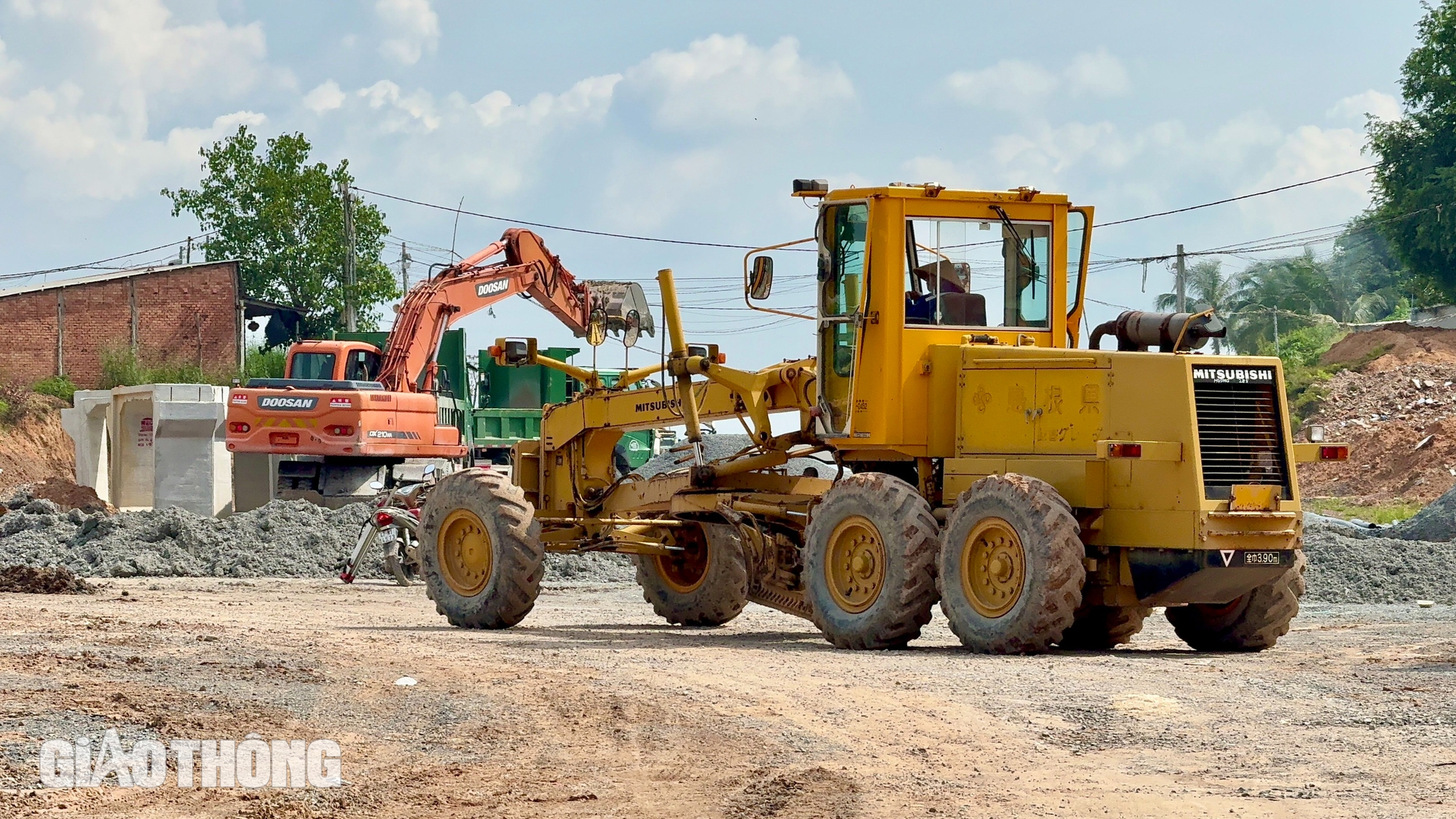 Có mặt bằng, dự án vành đai 3 qua Đồng Nai nhộn nhịp thi công- Ảnh 9.