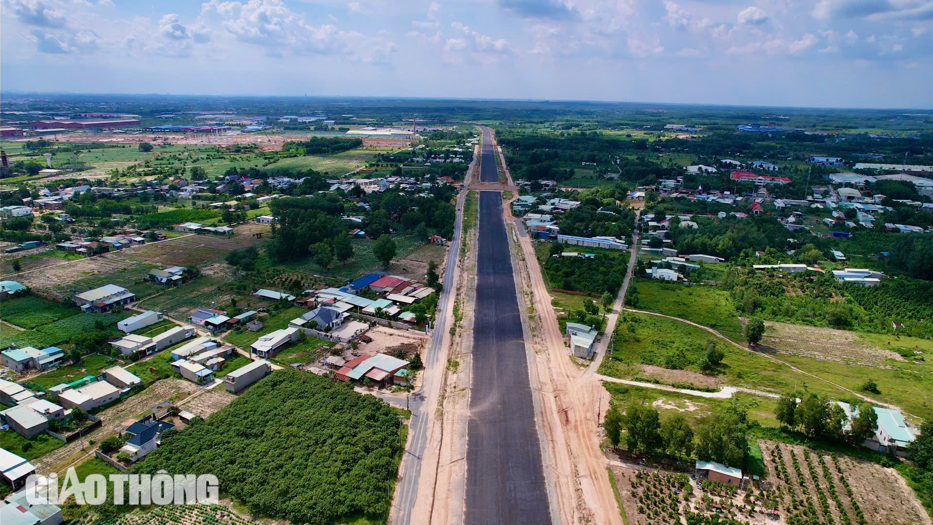 Cao tốc Biên Hòa - Vũng Tàu: Đoạn qua Vũng Tàu đã được phủ lớp nhựa đường- Ảnh 5.