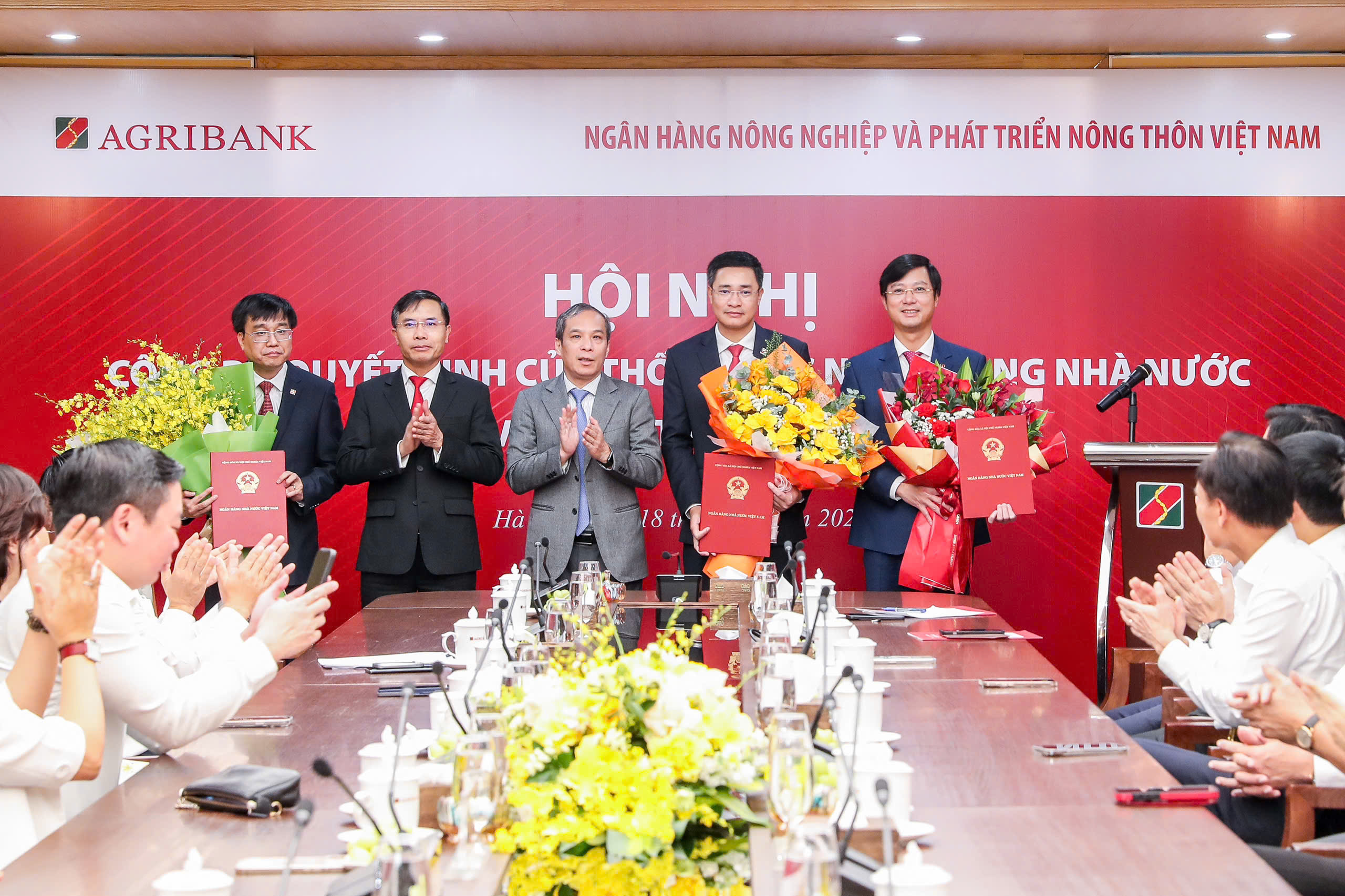 Ngân hàng Nhà nước bổ nhiệm loạt nhân sự cấp cao tại Agribank- Ảnh 1.