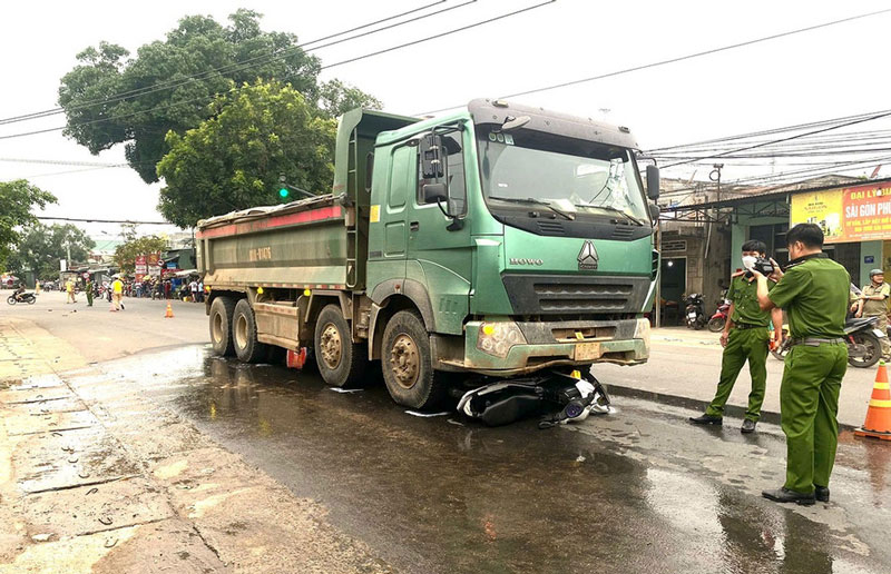 Hiện trường vụ tai nạn - Ảnh: Nguyễn Sang.