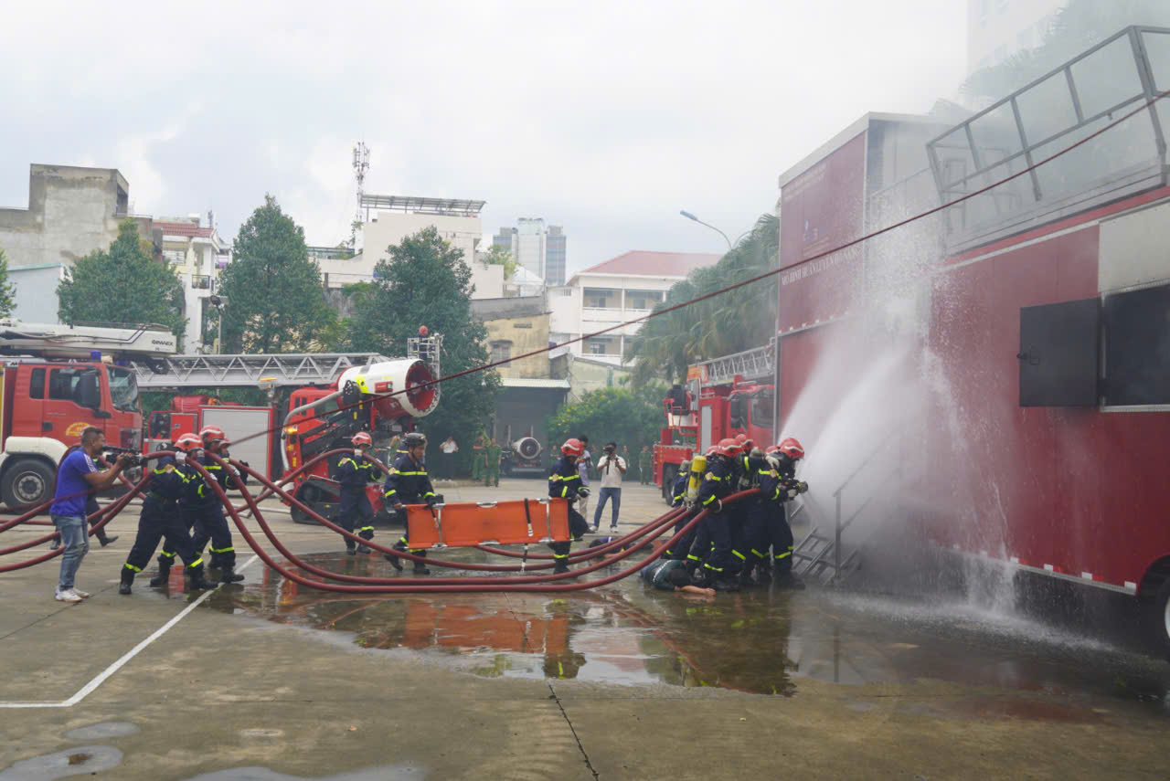 C&ocirc;ng an TP.HCM l&ecirc;n phương &aacute;n bảo đảm an to&agrave;n ng&agrave;y bầu cử- Ảnh 2.