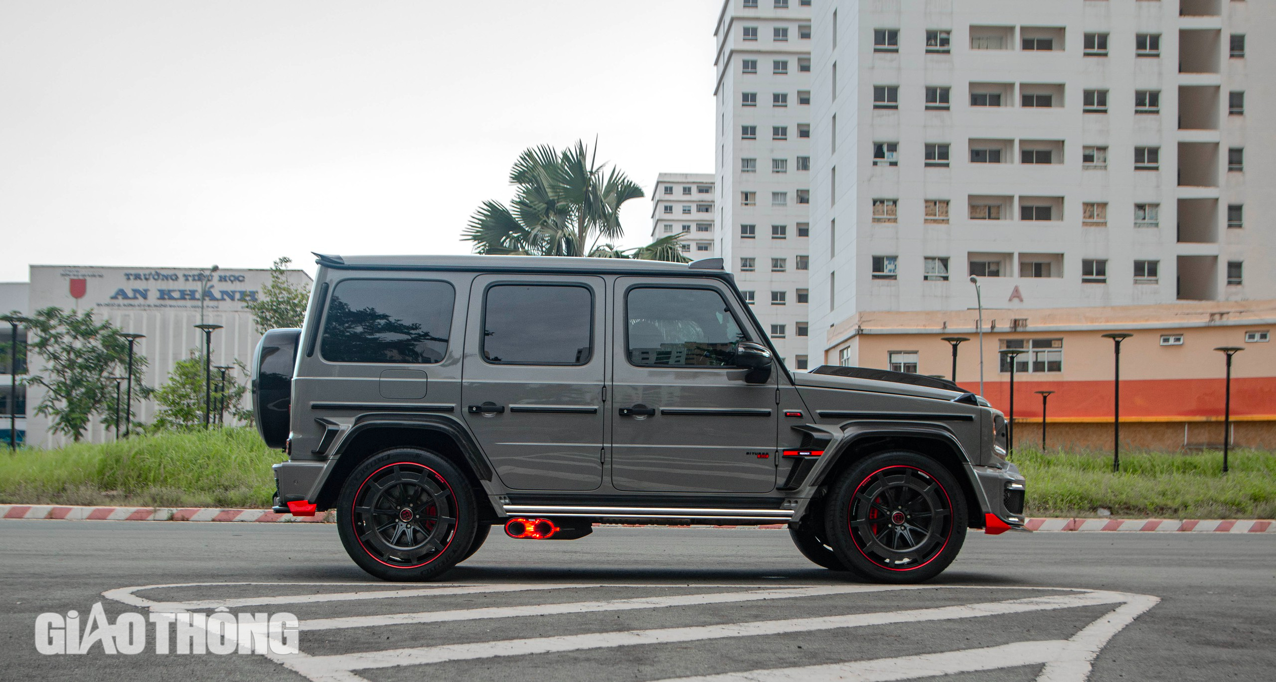 Bản độ "tối thượng" cho Mercedes-AMG G63 tại Việt Nam