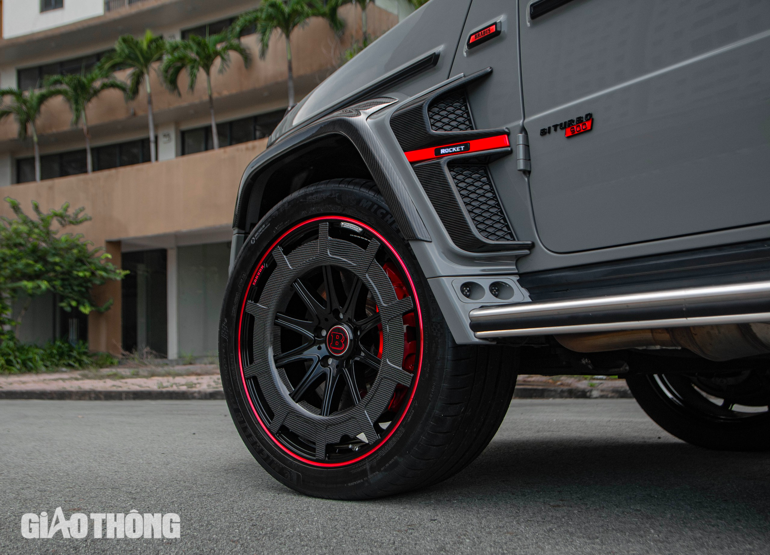 Bản độ "tối thượng" cho Mercedes-AMG G63 tại Việt Nam- Ảnh 14.