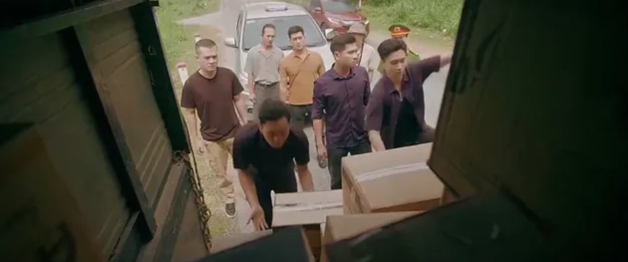 Độc đạo tập 31: Khương vẫn tha thứ cho Tuyết sau bao lỗi lầm- Ảnh 4. Độc đạo tập 31: Khương vẫn tha thứ cho Tuyết sau bao lỗi lầm- Ảnh 4.