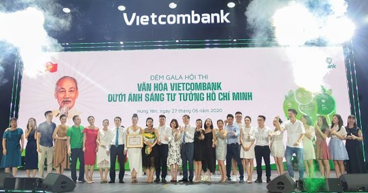 Đảng bộ Vietcombank triển khai hiệu quả công tác xây dựng văn hóa công sở- Ảnh 4.