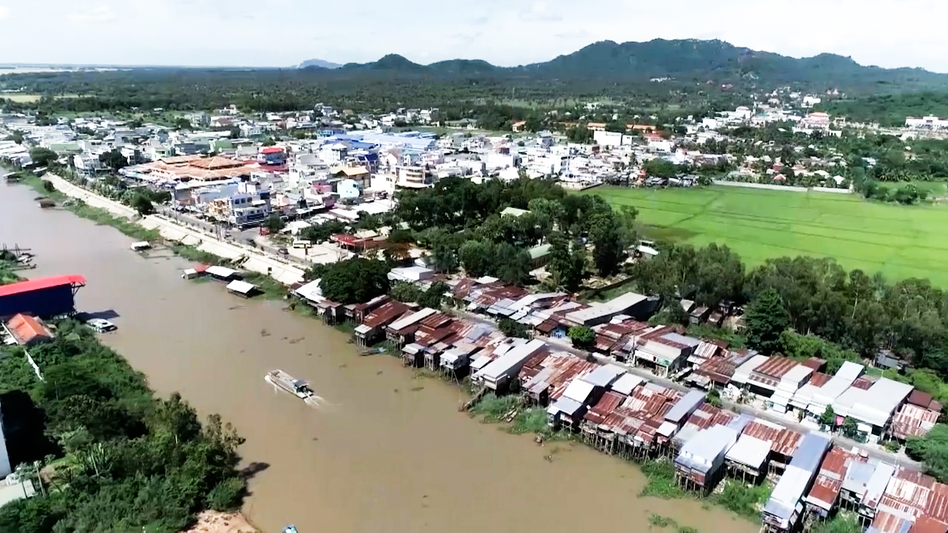 Kênh Vĩnh Tế có vai trò lớn phát triển hạ tầng giao thông thuỷ vùng Tứ giác Long Xuyên - Ảnh 3.