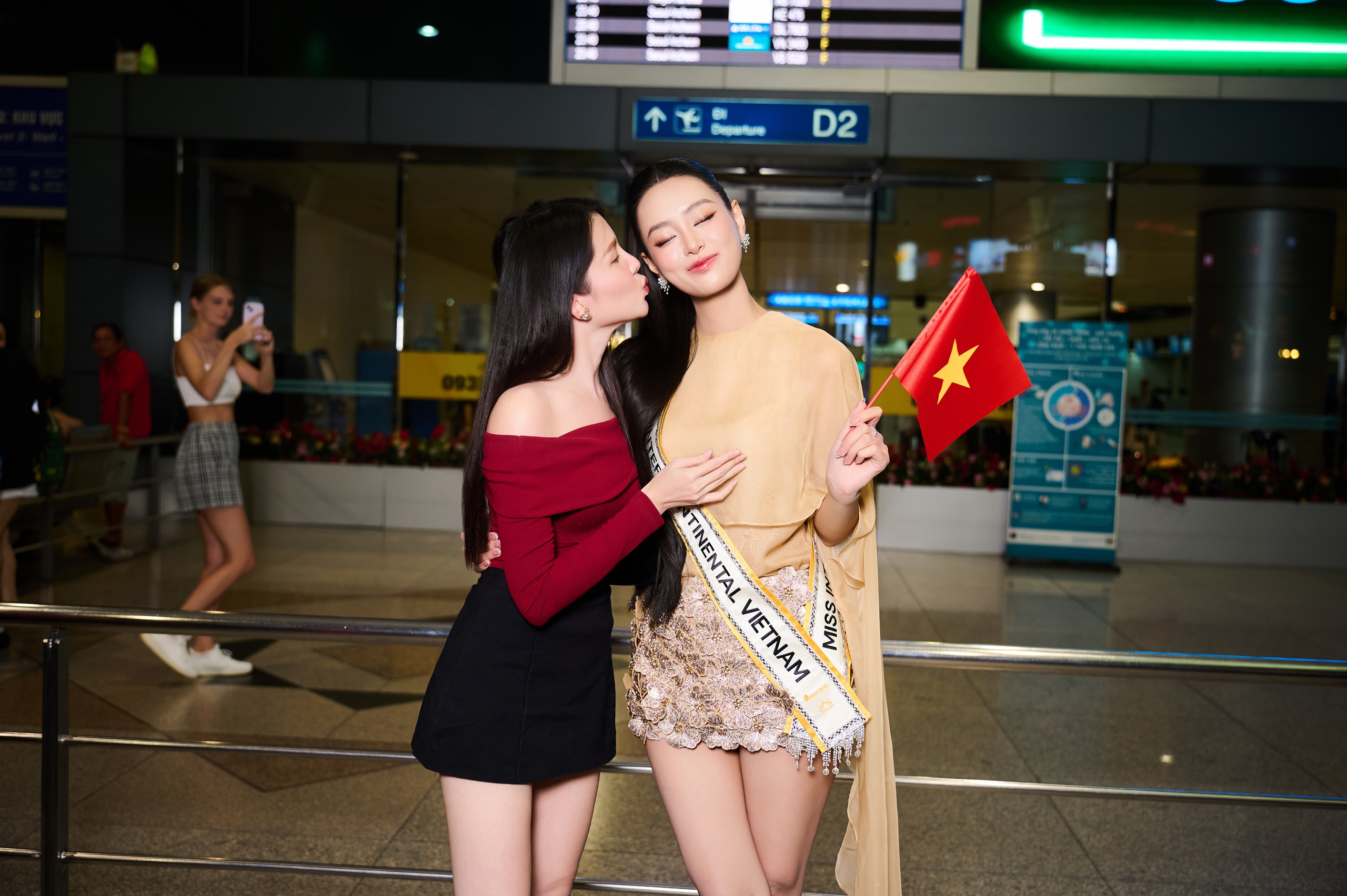 Á hậu Bùi Khánh Linh chính thức lên đường sang Ai Cập tham dự Miss Intercontinental 2024- Ảnh 3.