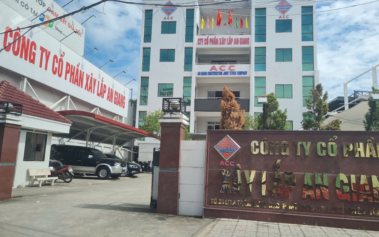 Vụ khai thác trái phép 875.000m3 đất ở An Giang: Vì sao khó xử lý?