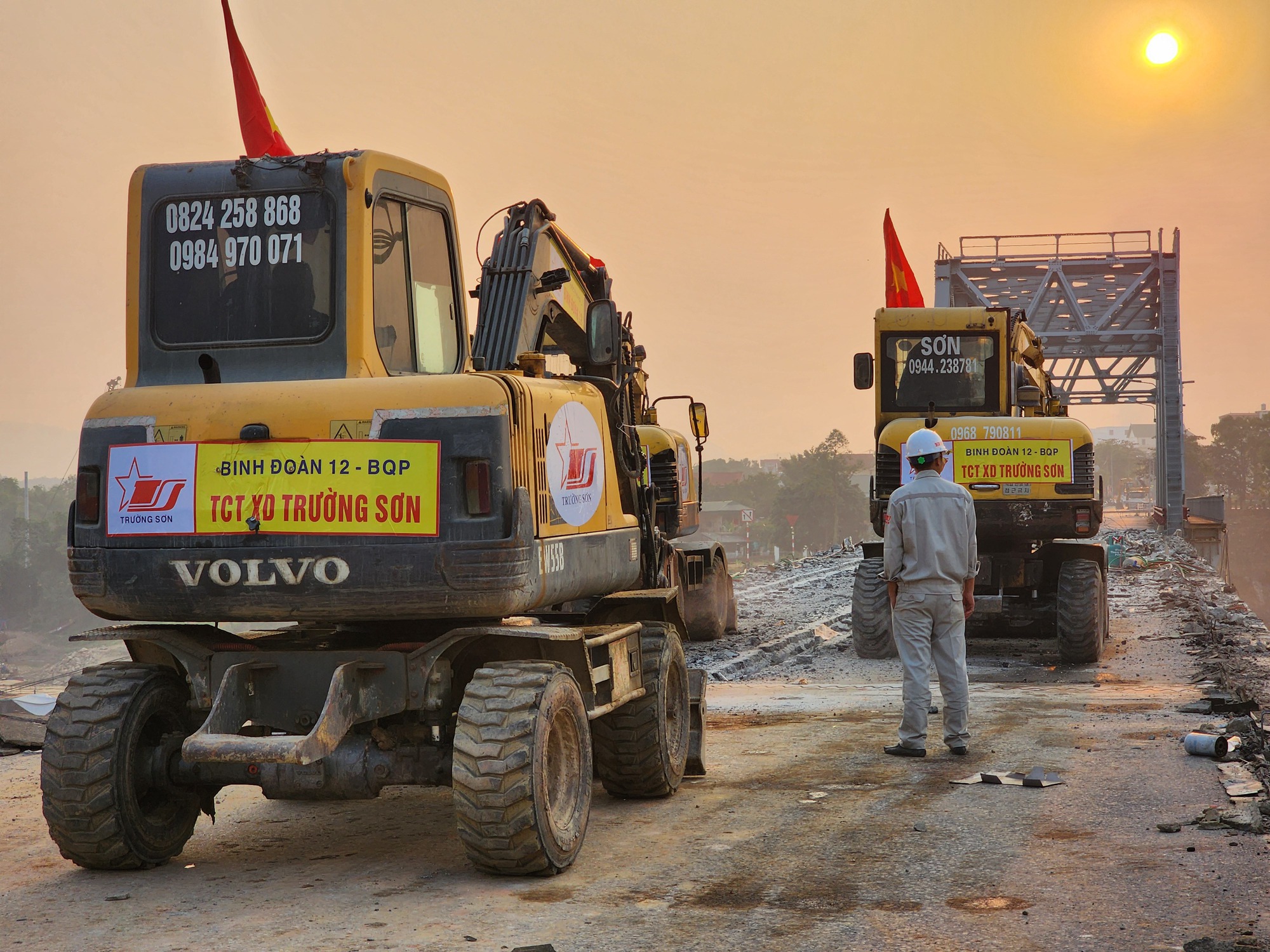 Triển khai thi công cầu Phong Châu mới- Ảnh 3.