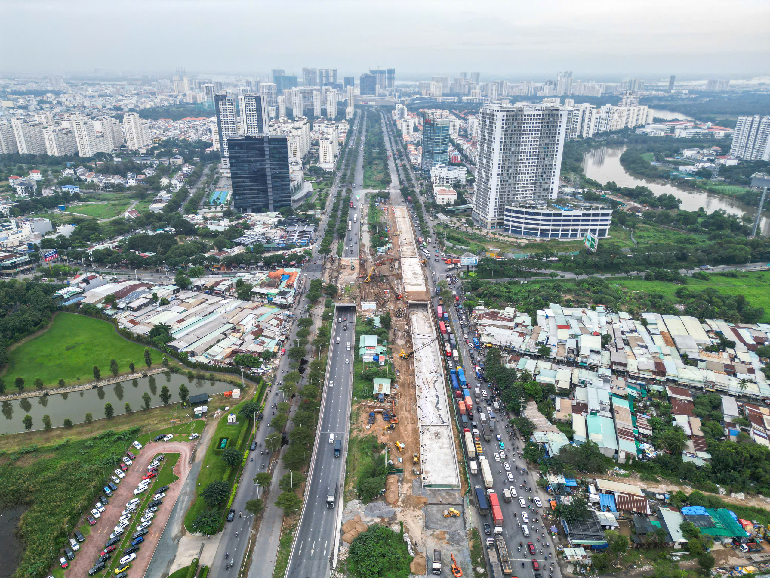 TP.HCM: Khởi công 10 dự án giao thông lớn trong năm 2025- Ảnh 2.