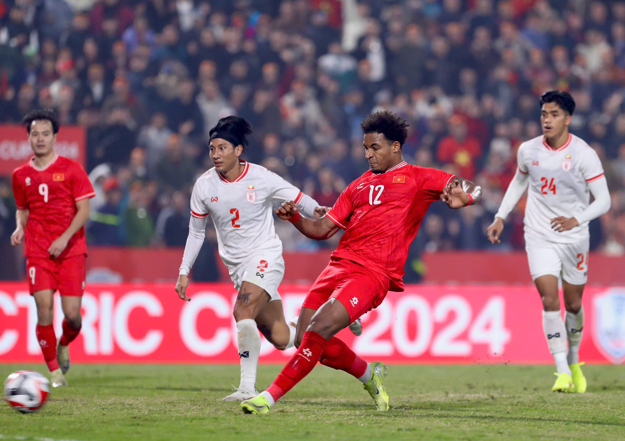 Bán kết AFF Cup 2024: Tuyển Việt Nam hưng phấn
nhưng đừng chủ quan- Ảnh 1.