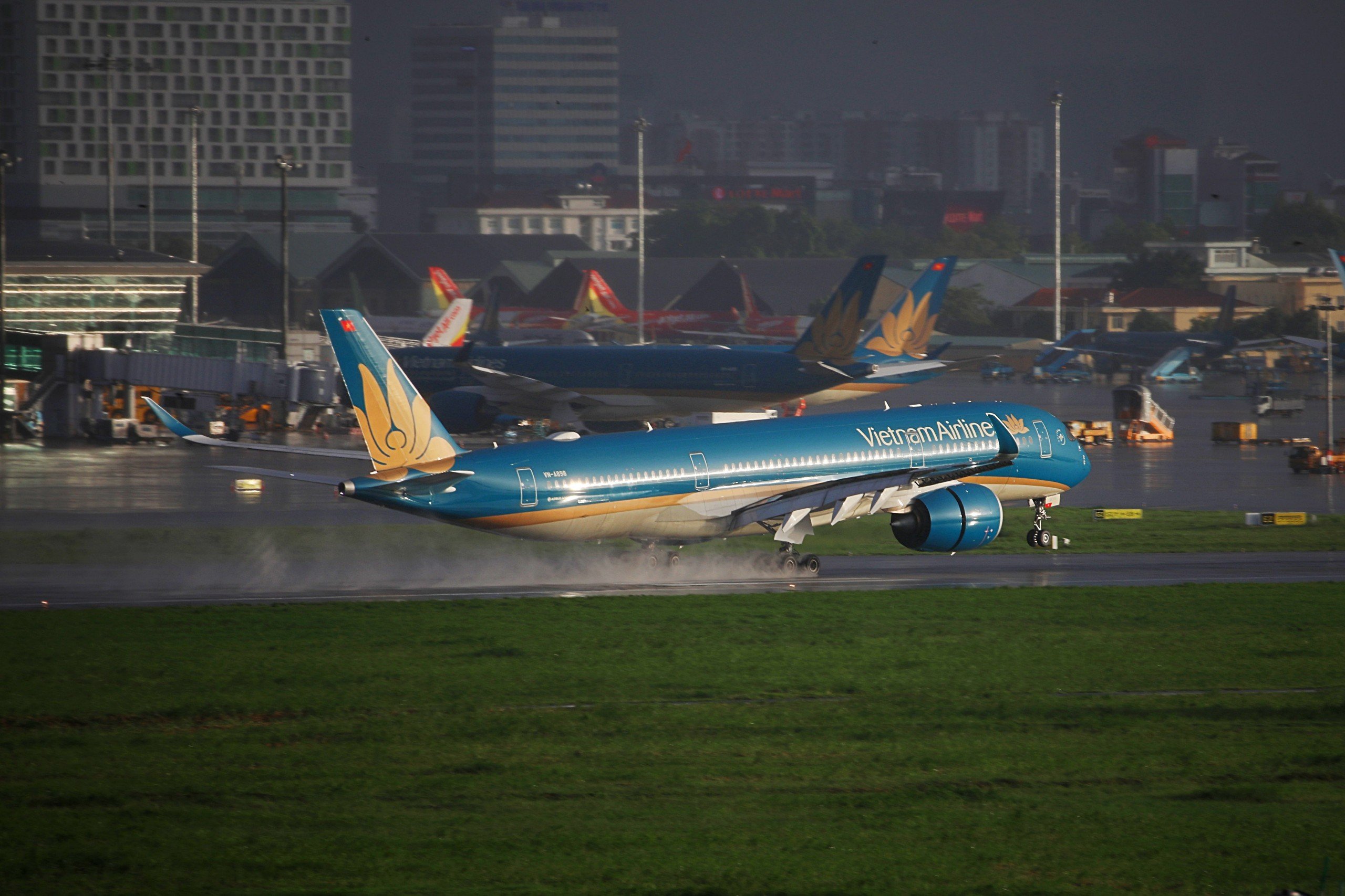 Vietnam Airlines đạt tỷ lệ chuyến bay đúng giờ vượt trội toàn ngành- Ảnh 2.