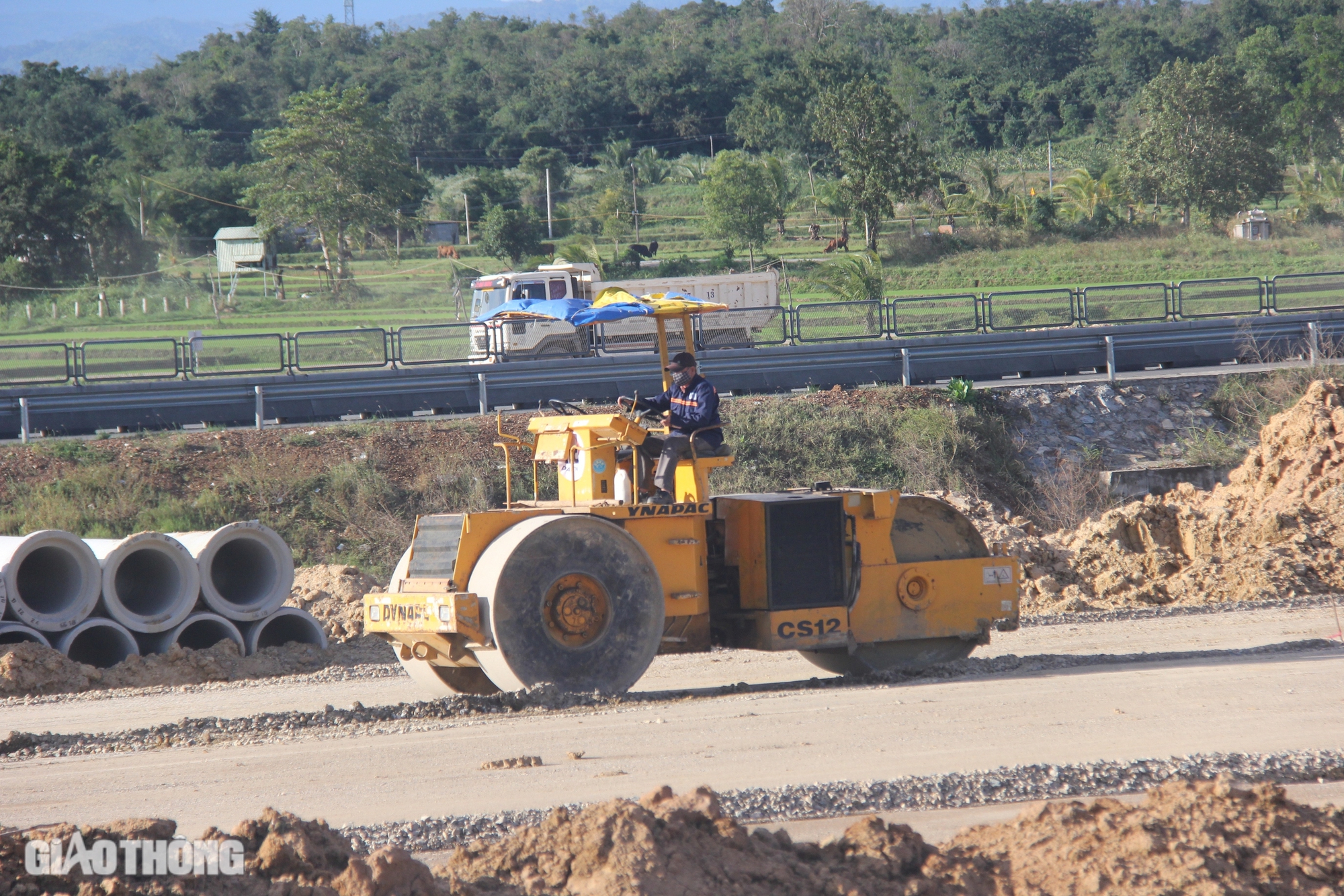 ការឈប់សម្រាកដំបូងនៅលើផ្លូវល្បឿនលឿន Vinh Hao - Phan Thiet នឹងដំណើរការចាប់ពីថ្ងៃទី 20 ខែមករា - រូបថតទី 3 ។ Trạm dừng nghỉ đầu tiên trên cao tốc Vĩnh Hảo - Phan Thiết hoạt động từ 20/1- Ảnh 3.