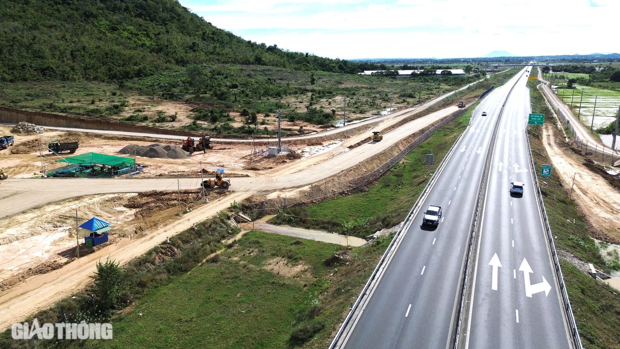 Toàn cảnh trạm dừng nghỉ cao tốc Vĩnh Hảo - Phan Thiết sau 4 tháng khởi công- Ảnh 11.