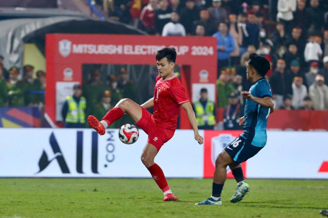 Tuyển Việt Nam trả giá đắt cho trận thắng Singapore ở bán kết AFF Cup- Ảnh 1.