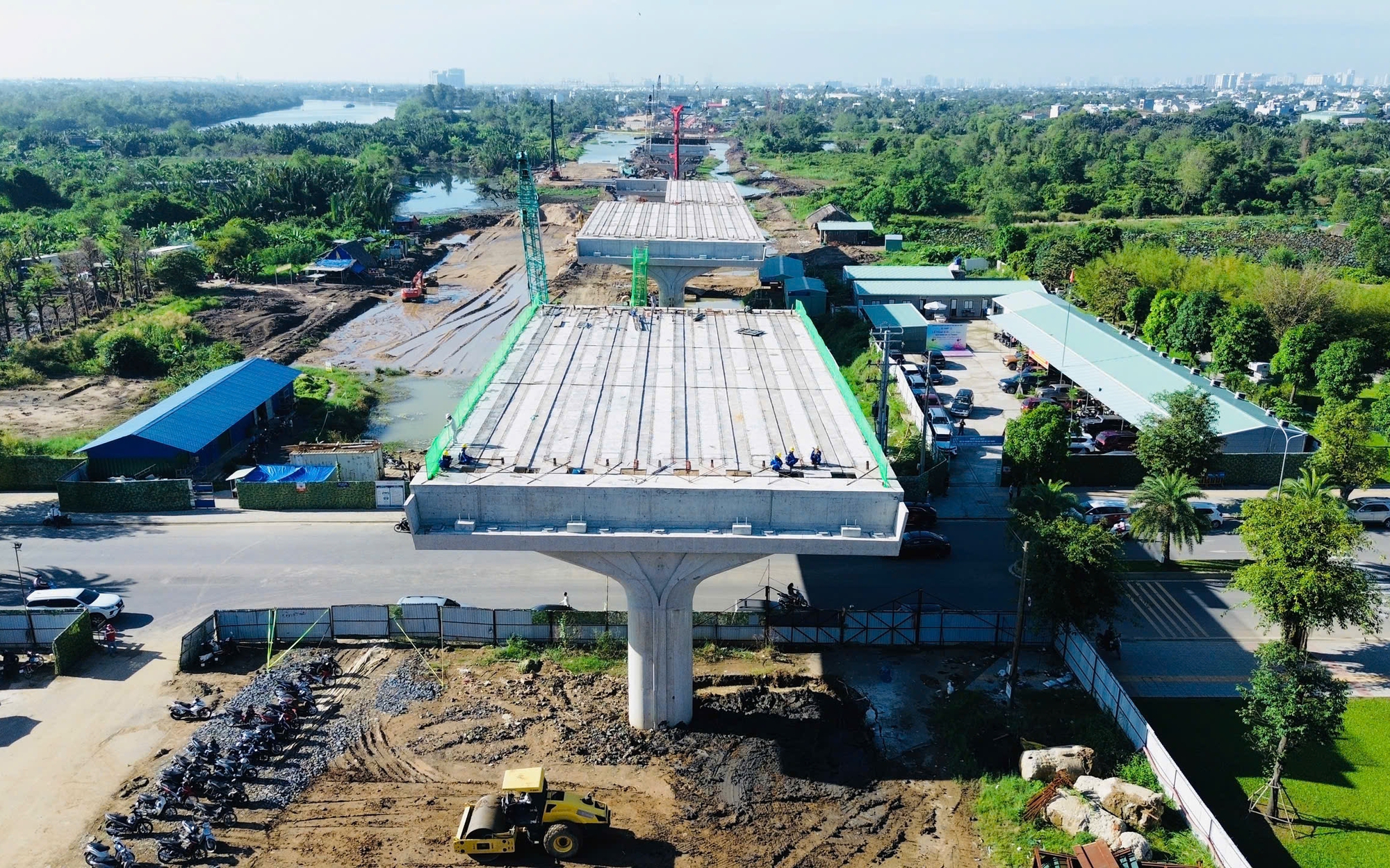 Xuyên lễ, xuyên Tết thi công Vành đai 3 TP.HCM, thông xe 15km cầu cạn năm 2025