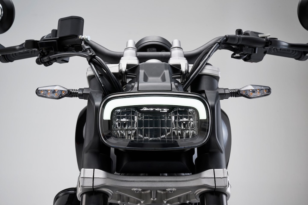 Xe phân khối lớn Benelli Leoncino 400 Bobber trình làng- Ảnh 3. Xe phân khối lớn Benelli Leoncino 400 Bobber trình làng- Ảnh 3.